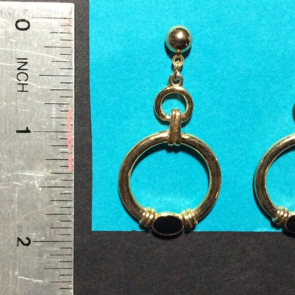 Classic '80s Elegance Earrings Gold & Black Dangle 🖤✨ #VintageChic #80sElegance - Picture 2 of 3
